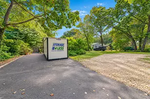 306 Jamaica Ave, Medford, NY 11763 - Photo 37