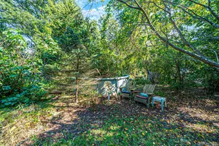 306 Jamaica Ave, Medford, NY 11763 - Photo 33