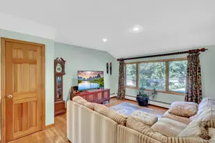 9 Shipyard Ln, Setauket, NY 11733 - Photo 11