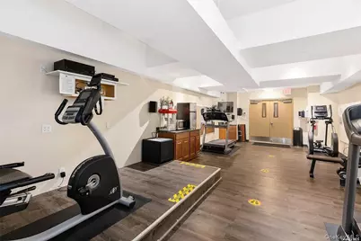 118-17 Union Turnpike #18K, Forest Hills, NY 11375 - Photo 33