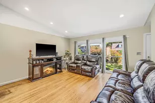 31 Lynwood Dr, Valley Stream, NY 11580 - Photo 5