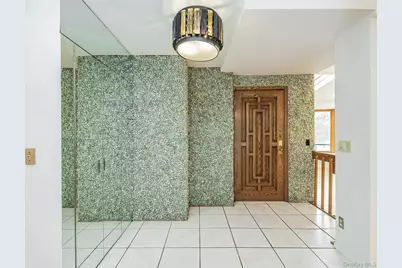 24 Downing Avenue, Sea Cliff, NY 11579 - Photo 3