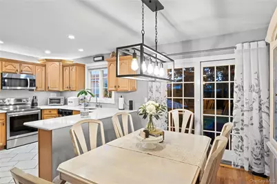 56 Kingston Avenue, Hicksville, NY 11801 - Photo 7