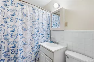 920 Metcalf Ave, Bronx, NY 10473 - Photo 11