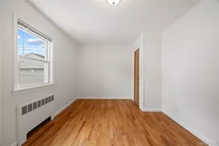 1051 Park Ln N, Franklin Square, NY 11010 - Photo 15