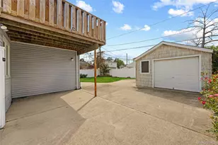 1051 Park Ln N, Franklin Square, NY 11010 - Photo 27