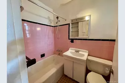48-21 40 Street #2C, Sunnyside, NY 11104 - Photo 9