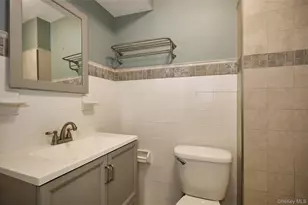 26 Cooper Rd, Poughkeepsie, NY 12603 - Photo 15