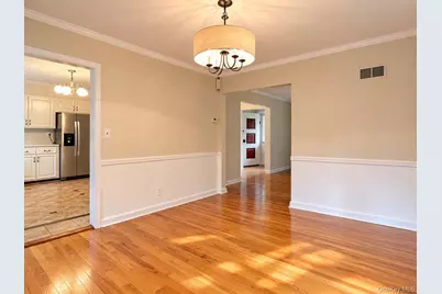 174 Waverly Road, Scarsdale, NY 10583 - Photo 7