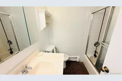 12135 5th Avenue, College Point, NY 11356 - Photo 9