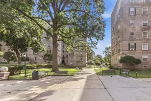 56-05 31st Avenue, Woodside, NY 11377 - Photo 3