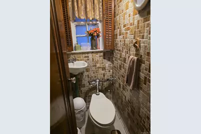 11623 204th Street, Saint Albans, NY 11412 - Photo 11