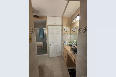 11623 204th Street, Saint Albans, NY 11412 - Photo 5
