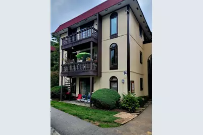 14 Granada Crescent #19, White Plains, NY 10603 - Photo 1