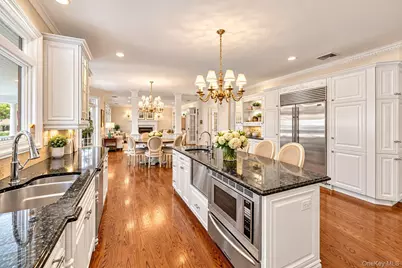 9 Godfrey Lane, Huntington, NY 11743 - Photo 17