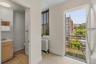 158 Willow St, Yonkers, NY 10701 - Photo 5