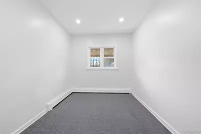 1012 E 233rd Street, Bronx, NY 10466 - Photo 21