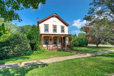 402 5th Street, Greenport, NY 11944 - Photo 1