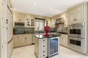 14-21 Burton St, Whitestone, NY 11357 - Photo 21