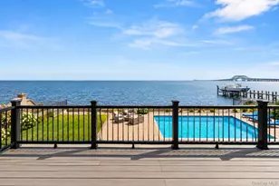 8 Shoal Dr, West Islip, NY 11795 - Photo 33