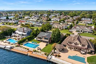 8 Shoal Dr, West Islip, NY 11795 - Photo 7
