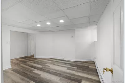 3811 Wood Street, Jefferson Valley, NY 10535 - Photo 35