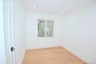 38-36 215St, Bayside, NY 11361 - Photo 9