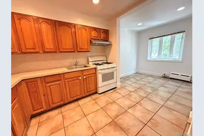 5518 Junction Boulevard, Elmhurst, NY 11373 - Photo 5