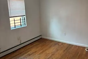 241-07 147th Ave, Rosedale, NY 11422 - Photo 9