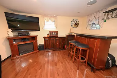 7601 58th Road, Middle Village, NY 11379 - Photo 13