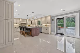 116 Valley Ave, Locust Valley, NY 11560 - Photo 9