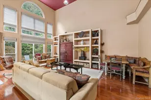 134 Sagamore Dr, Plainview, NY 11803 - Photo 5