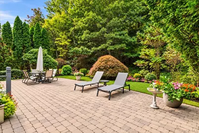 134 Sagamore Drive, Plainview, NY 11803 - Photo 29