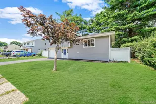180 Branch Ave, Central Islip, NY 11722 - Photo 3