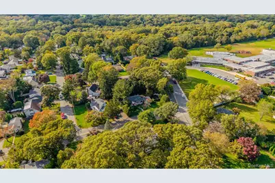 2 Charles Avenue, Huntington, NY 11743 - Photo 27