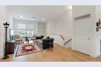 272 Silver Timber Drive, Yaphank, NY 11980 - Photo 25