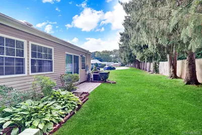 46 Forge Lane, Coram, NY 11727 - Photo 17
