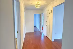 201 Edgewood Ave, Yonkers, NY 10704 - Photo 5
