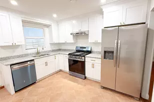 201 Edgewood Ave, Yonkers, NY 10704 - Photo 3