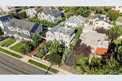 315 Wynsum Avenue, Merrick, NY 11566 - Photo 33