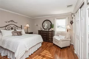 153 Montrose Dr, Port Jefferson Station, NY 11776 - Photo 23