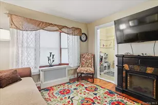51 Columbia St, Farmingdale, NY 11735 - Photo 5