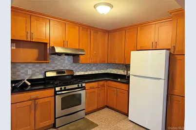 13425 59th Avenue #3 fl, Flushing, NY 11355 - Photo 1