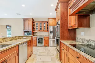 11 Valentine Rd, Shoreham, NY 11786 - Photo 9
