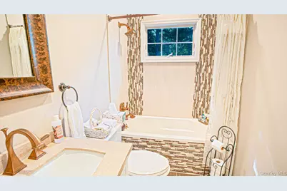 11 Valentine Road, Shoreham, NY 11786 - Photo 19