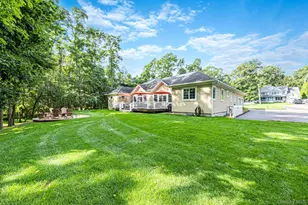 11 Valentine Rd, Shoreham, NY 11786 - Photo 31