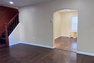 130-18 228th St, Springfield Gardens, NY 11413 - Photo 3