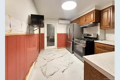 104 Waring Place #2, Yonkers, NY 10703 - Photo 5