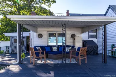125 Carroll Avenue, Ronkonkoma, NY 11779 - Photo 29