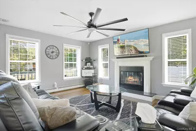 48 Sunrise Drive, Sound Beach, NY 11789 - Photo 7